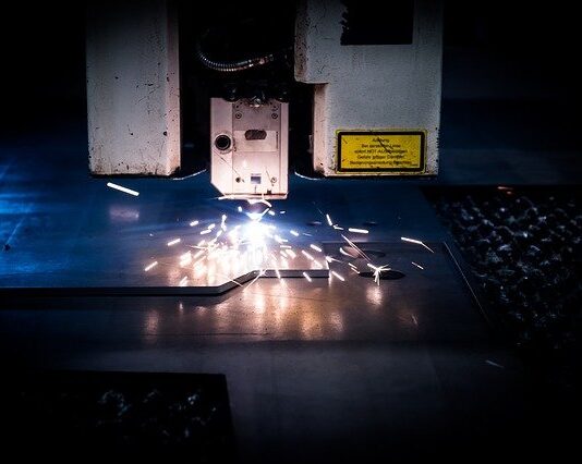wycinanie laserowe w metalu