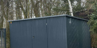 Czy warto zamawiać garaż bezpośrednio u producenta garaży blaszanych zamiast przez pośrednika